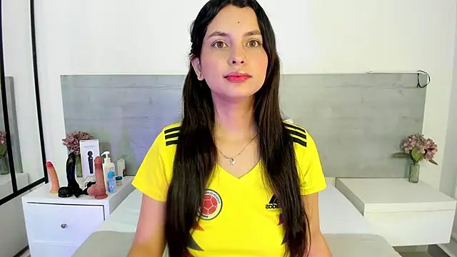 DulceColeman online show from 17, 6, 2026