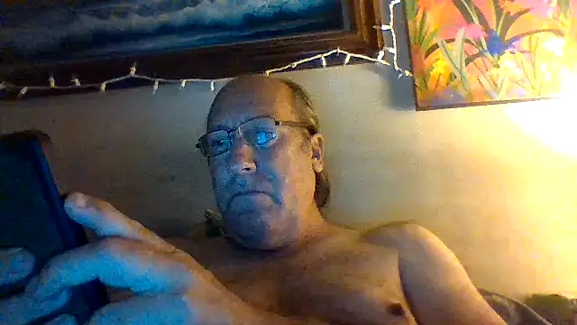 Snapshot of hornyrich69 chatting on 15, 6, 2026 hornyrich69 online show from 15, 6, 2026