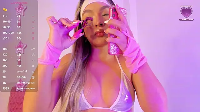 Snapshot of angel_rizzo_ chatting on 1, 2, 2025 angel rizzo  online show from 1, 2, 2025