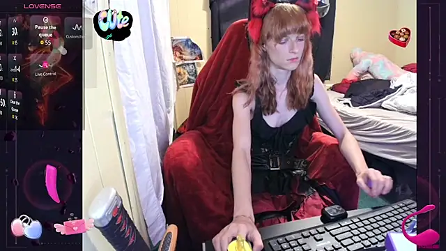 Snapshot of Rosieneko chatting on 29, 10, 2025 Rosieneko online show from 29, 10, 2025