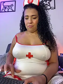 Snapshot of miss_grace_01 chatting on 29, 9, 2025 miss grace 01 online show from 29, 9, 2025