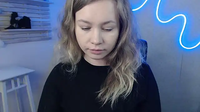 Snapshot of holly_xglam chatting on 11, 2, 2025 holly xglam online show from 11, 2, 2025