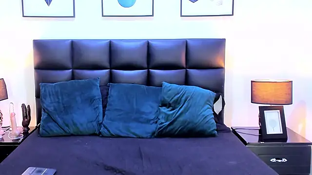 TaraCarson online show from 9, 3, 2025