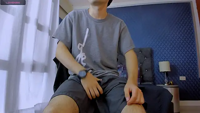 Snapshot of bower_and_colucci chatting on 30, 12, 2024 bower and colucci online show from 30, 12, 2024