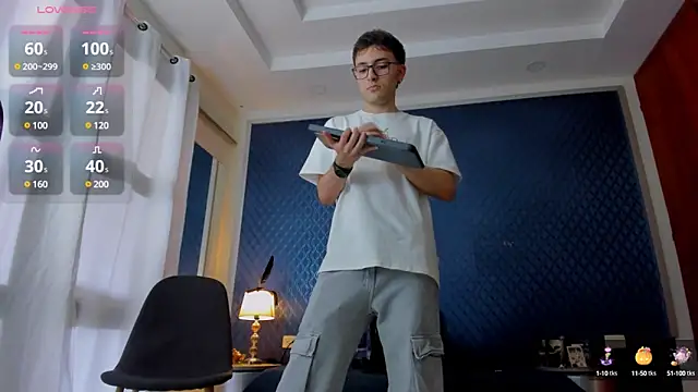 Snapshot of bower_and_colucci chatting on 9, 1, 2025 bower and colucci online show from 9, 1, 2025