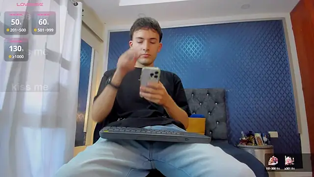 Snapshot of bower_and_colucci chatting on 13, 1, 2025 bower and colucci online show from 13, 1, 2025