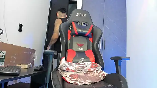 sergiio mesa27 online show from 26, 2, 2025