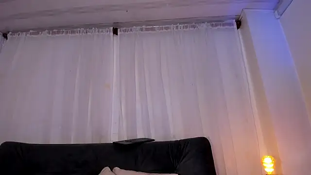 miel gomez online show from 20, 1, 2025