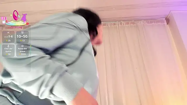 miel gomez online show from 7, 3, 2025