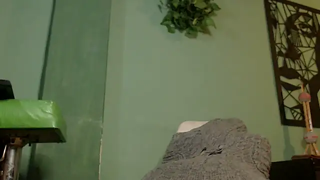 thirstymoonxx online show from 13, 2, 2025