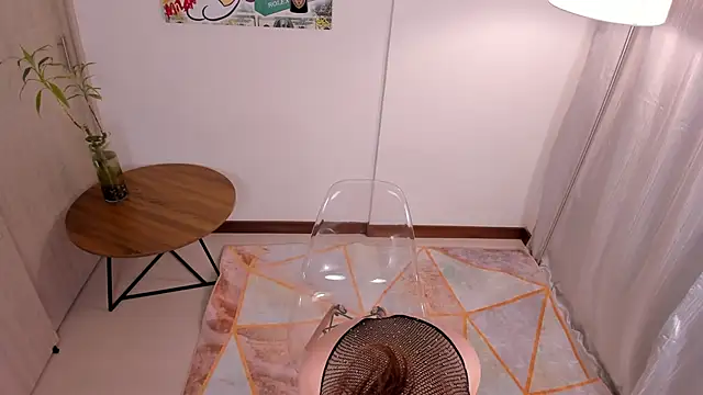  Miss Kimm online show from 21, 2, 2025