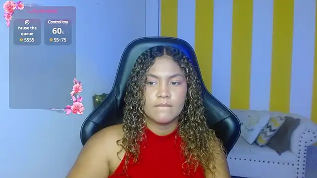 Snapshot of Cristal_War chatting on 4, 2, 2025 Cristal War online show from 4, 2, 2025