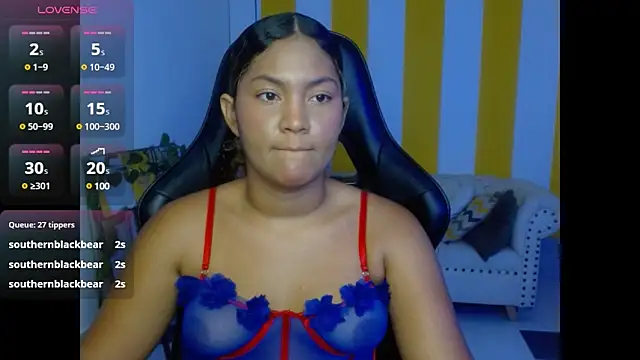 Snapshot of Cristal_War chatting on 8, 2, 2025 Cristal War online show from 8, 2, 2025