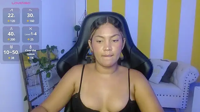 Snapshot of Cristal_War chatting on 22, 2, 2025 Cristal War online show from 22, 2, 2025