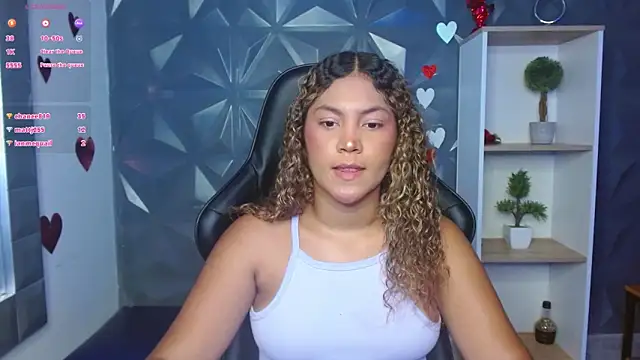 Snapshot of Cristal_War chatting on 22, 2, 2025 Cristal War online show from 22, 2, 2025