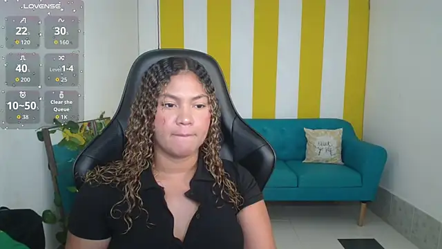 Snapshot of Cristal_War chatting on 1, 10, 2025 Cristal War online show from 1, 10, 2025