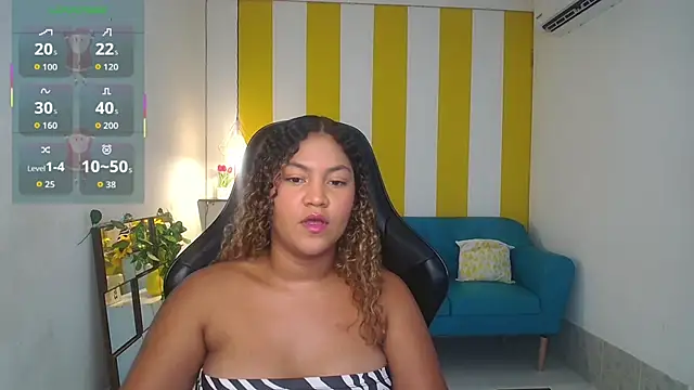 Snapshot of Cristal_War chatting on 19, 12, 2025 Cristal War online show from 19, 12, 2025