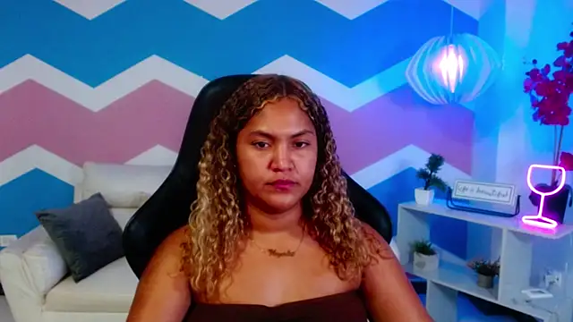 Snapshot of Cristal_War chatting on 12, 1, 2026 Cristal War online show from 12, 1, 2026