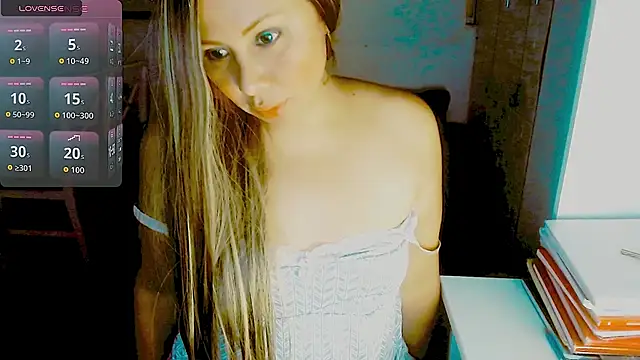 Snapshot of Camil2025 chatting on 14, 6, 2026 Camil2025 online show from 14, 6, 2026