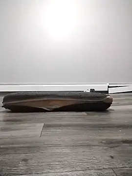 Snapshot of AllLeggs chatting on 5, 3, 2025 AllLeggs online show from 5, 3, 2025