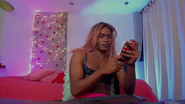 Snapshot of blackbarbietrans chatting on 11, 1, 2025 blackbarbietrans online show from 11, 1, 2025