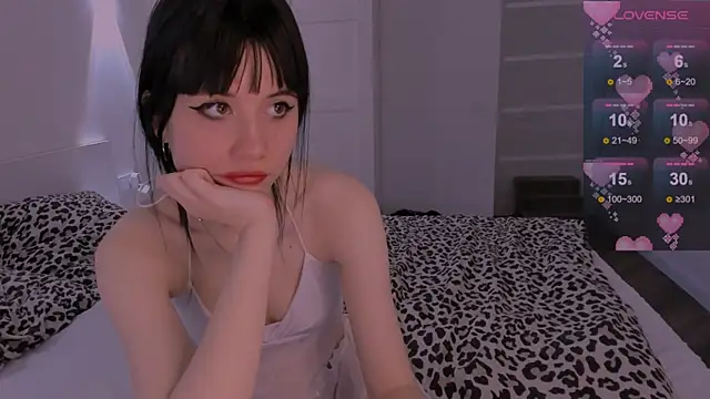 CoddleWeeper  online show from 13, 2, 2025