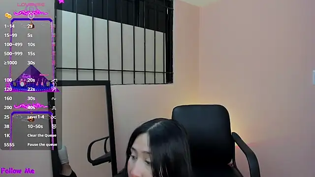 cherrycurvyyy online show from 21, 11, 2025