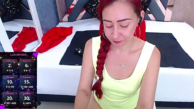 Snapshot of bianca_milfsexy chatting on 1, 3, 2025 bianca milfsexy online show from 1, 3, 2025