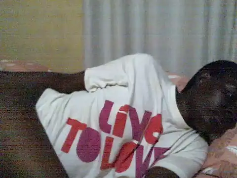 Snapshot of ara_bella chatting on 28, 10, 2025 ara bella online show from 28, 10, 2025