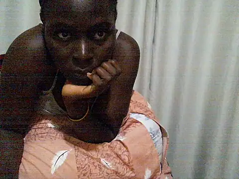 Snapshot of ara_bella chatting on 9, 11, 2025 ara bella online show from 9, 11, 2025