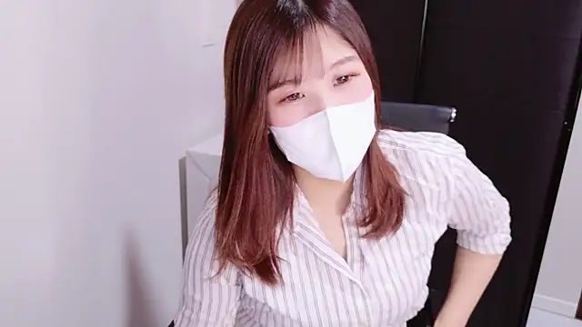 Snapshot of ManaMi-maru chatting on 7, 2, 2025 ManaMi-maru online show from 7, 2, 2025