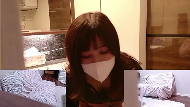 Snapshot of ManaMi-maru chatting on 9, 10, 2025 ManaMi-maru online show from 9, 10, 2025