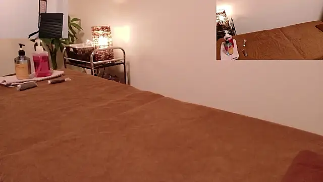 Snapshot of ManaMi-maru chatting on 5, 12, 2025 ManaMi-maru online show from 5, 12, 2025