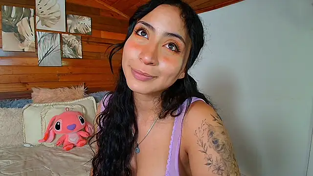 amber curly online show from 24, 3, 2026