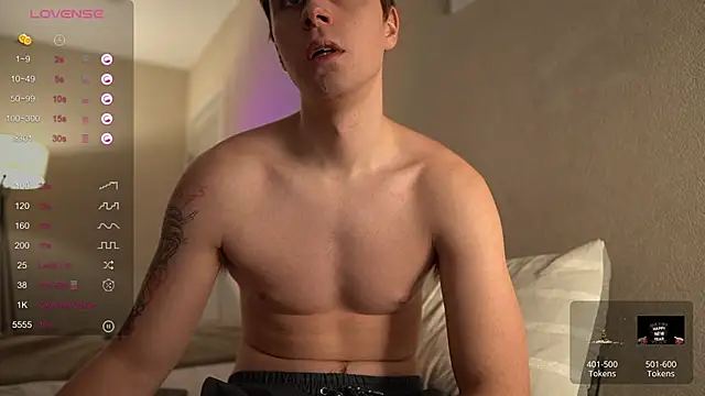 Snapshot of TaisonBrownX chatting on 1, 11, 2025 TaisonBrownX online show from 1, 11, 2025