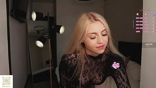 Sandy-the-Squirrel online show from 25, 3, 2026