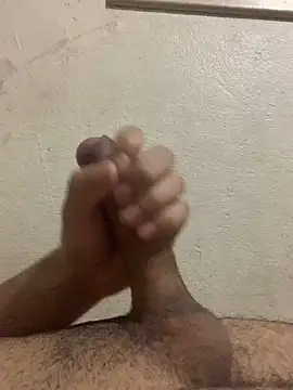 Snapshot of rodrig3105 chatting on 1, 3, 2025 rodrig3105 online show from 1, 3, 2025