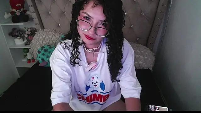 Snapshot of CherieCurl chatting on 30, 9, 2025 CherieCurl online show from 30, 9, 2025