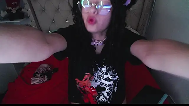 Snapshot of CherieCurl chatting on 14, 11, 2025 CherieCurl online show from 14, 11, 2025