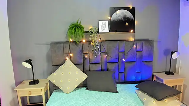 Snapshot of LilithSmith_ chatting on 15, 11, 2025 LilithSmith online show from 15, 11, 2025