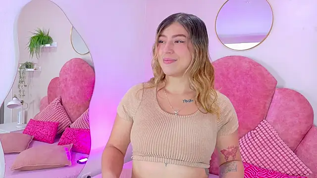 Snapshot of LilithSmith_ chatting on 20, 11, 2025 LilithSmith online show from 20, 11, 2025