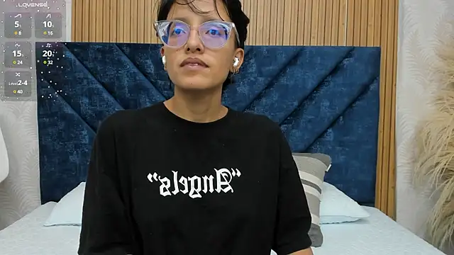 Snapshot of Marge_lasander chatting on 8, 2, 2025 Marge lasander online show from 8, 2, 2025