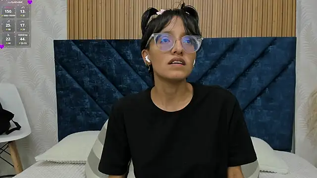 Snapshot of Marge_lasander chatting on 18, 2, 2025 Marge lasander online show from 18, 2, 2025