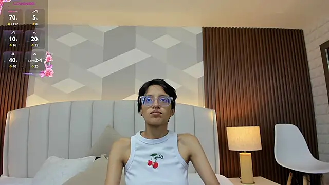 Snapshot of Marge_lasander chatting on 22, 10, 2025 Marge lasander online show from 22, 10, 2025