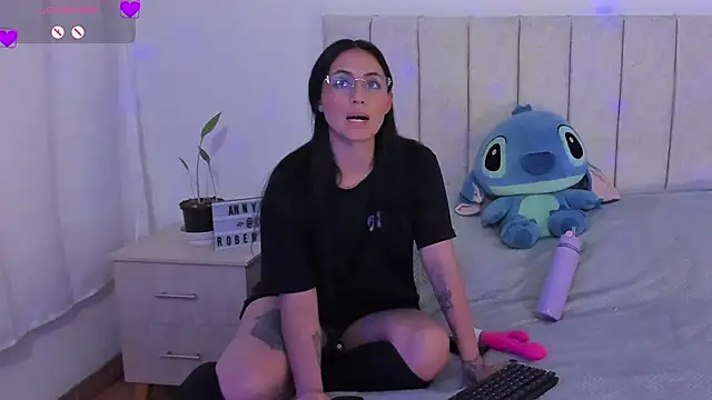 anny roberts online show from 23, 11, 2025