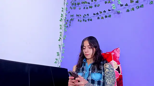 Snapshot of scarlet-jonesx chatting on 9, 3, 2025 scarlet-jonesx online show from 9, 3, 2025