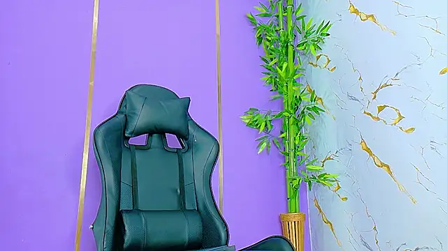 Snapshot of scarlet-jonesx chatting on 15, 9, 2025 scarlet-jonesx online show from 15, 9, 2025