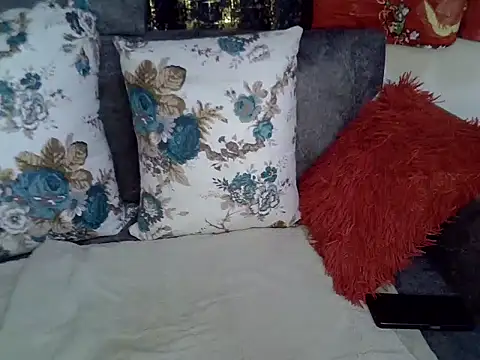 Snapshot of Hot-zeenah chatting on 3, 1, 2025 Hot-zeenah online show from 3, 1, 2025