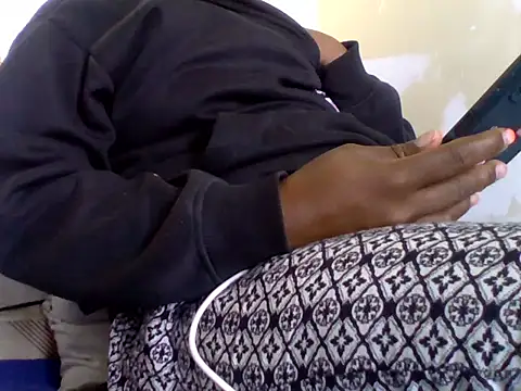 Snapshot of Hot-zeenah chatting on 10, 10, 2025 Hot-zeenah online show from 10, 10, 2025