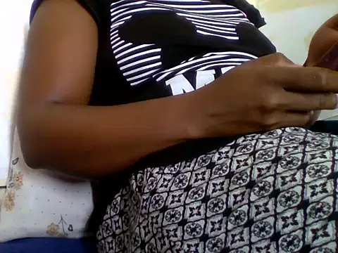 Snapshot of Hot-zeenah chatting on 11, 10, 2025 Hot-zeenah online show from 11, 10, 2025